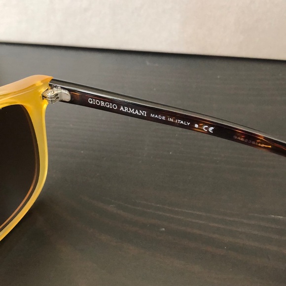 Giorgio Armani Sunglasses - Picture 5 of 6